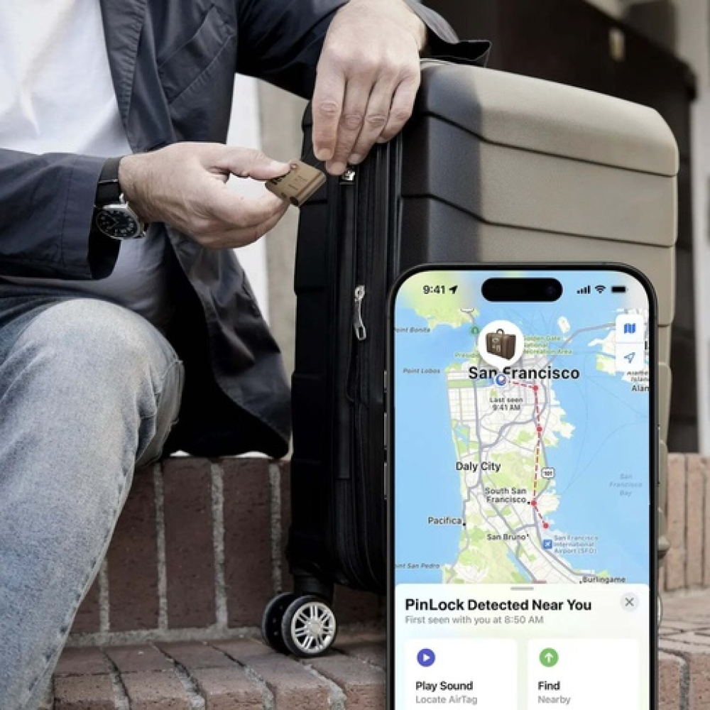 PinLock Find My Locator with TSA Padlock Black PinLock Find My Locator with TSA Padlock Black