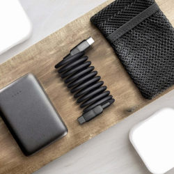 Mag.Link Magnetic USB-C to USB-C Cable 60W 2m Black Mag.Link Magnetic USB-C to USB-C Cable 60W 2m Black