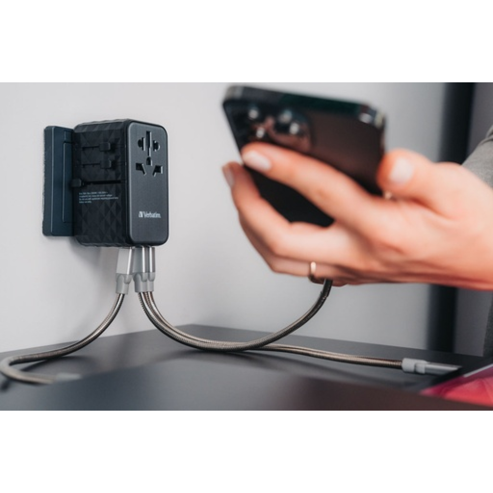 Verbatim Φορτιστής Χωρίς Καλώδιο GaN με 2 Θύρες USB-A και 2 Θύρες USB-C 100W Power Delivery / Quick Charge 3.0 / Quick Charge 4+ Γκρι (UTA-06) Verbatim Φορτιστής Χωρίς Καλώδιο GaN με 2 Θύρες USB-A και 2 Θύρες USB-C 100W Power Delivery / Quick Charge 3.0 / Quick Charge 4+ Γκρι (UTA-06)